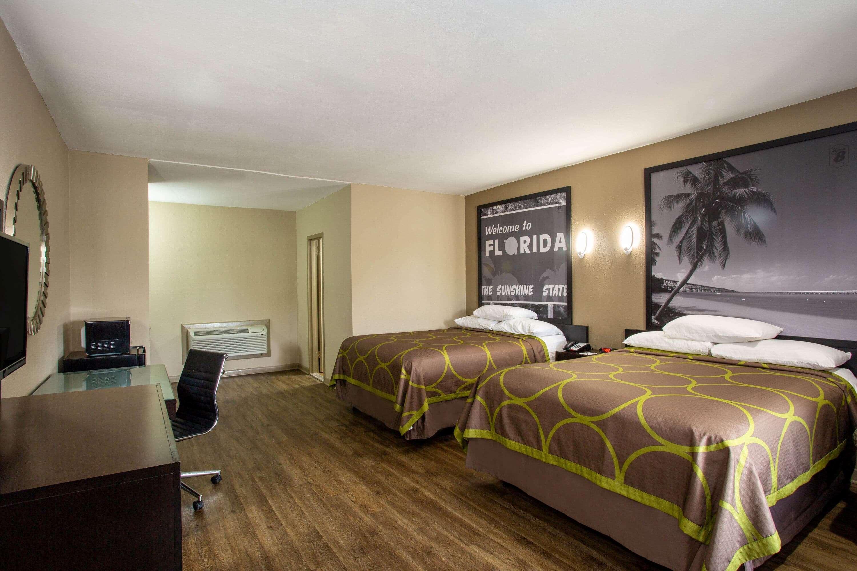 Super 8 By Wyndham Pensacola Nas Area Motel Beach Haven Luaran gambar
