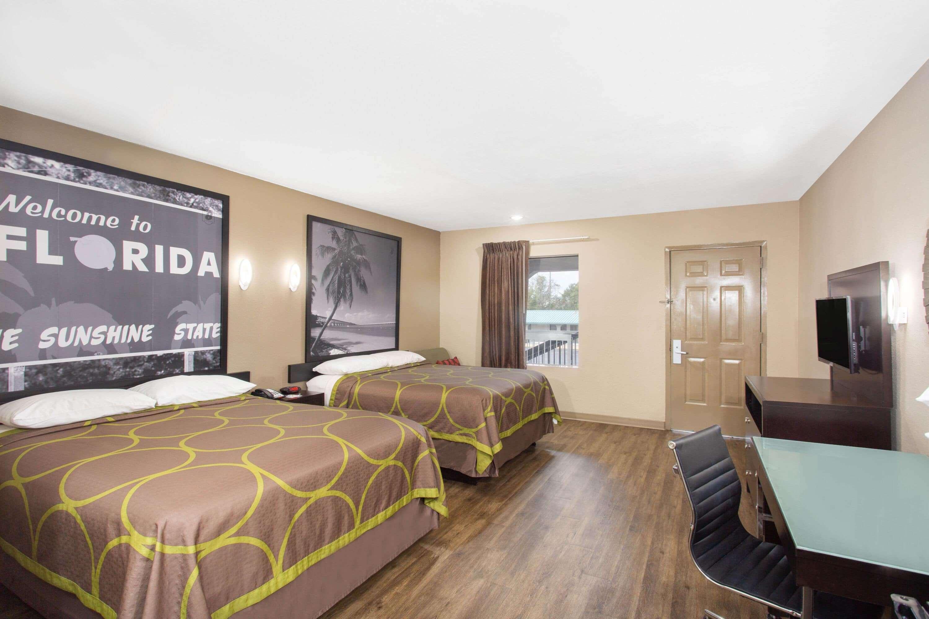 Super 8 By Wyndham Pensacola Nas Area Motel Beach Haven Luaran gambar