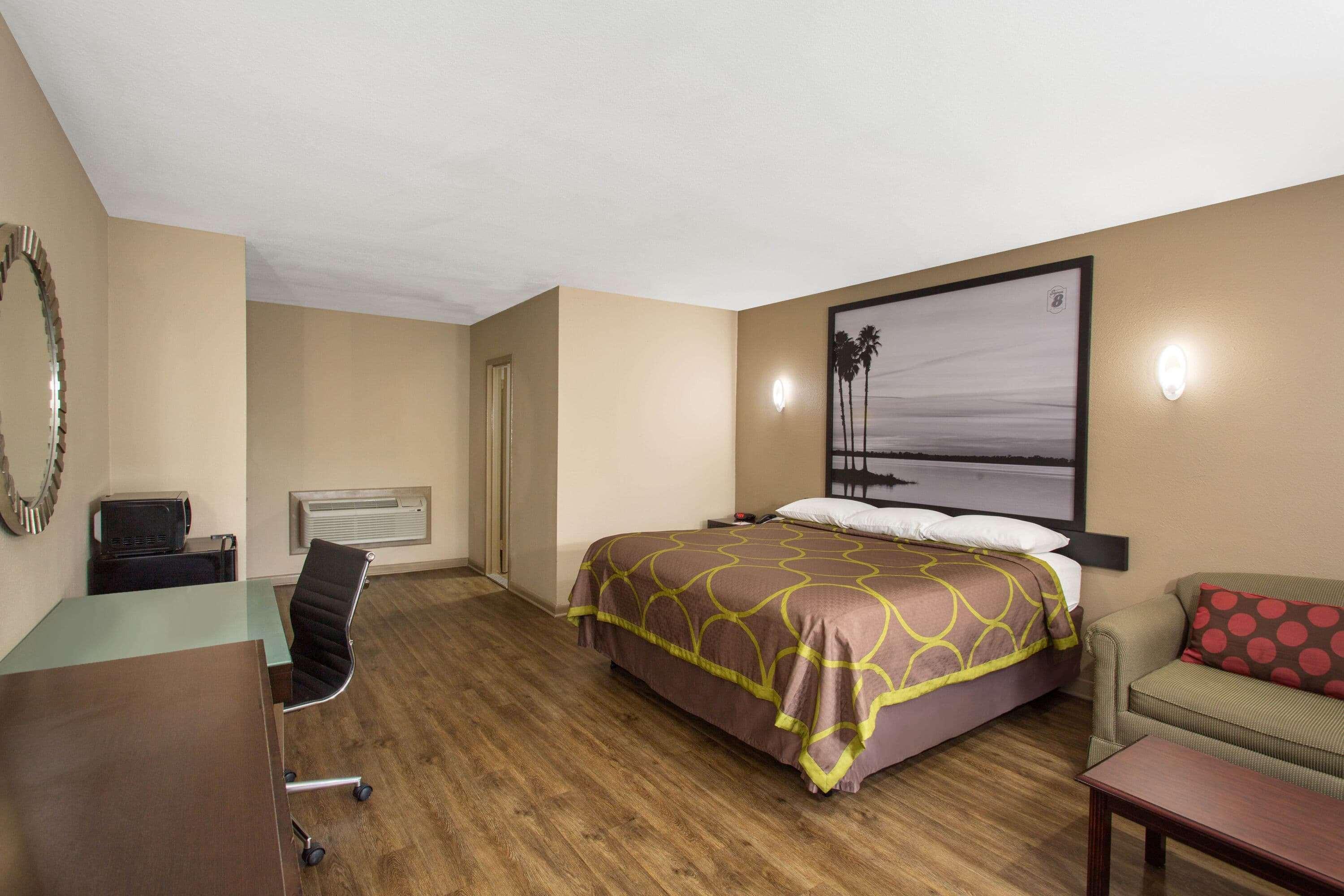 Super 8 By Wyndham Pensacola Nas Area Motel Beach Haven Luaran gambar